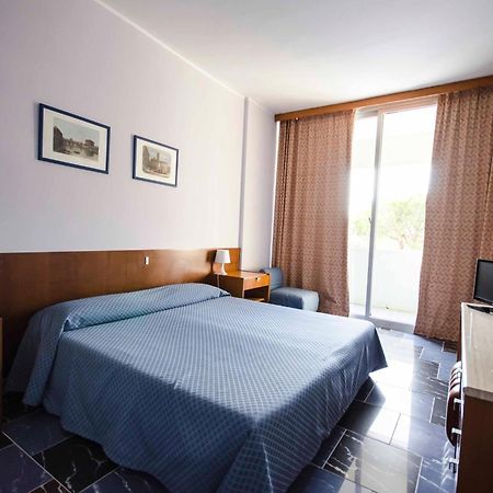 Grand Hotel Helios Tarquinia Room photo