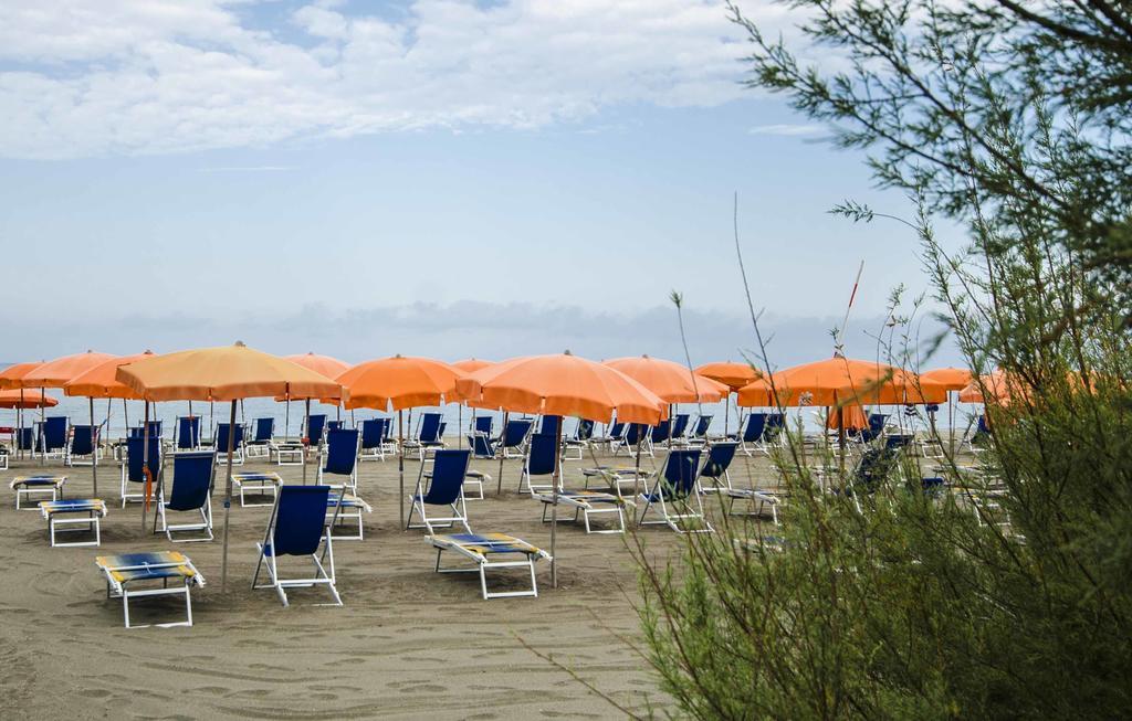 Grand Hotel Helios Tarquinia Exterior photo